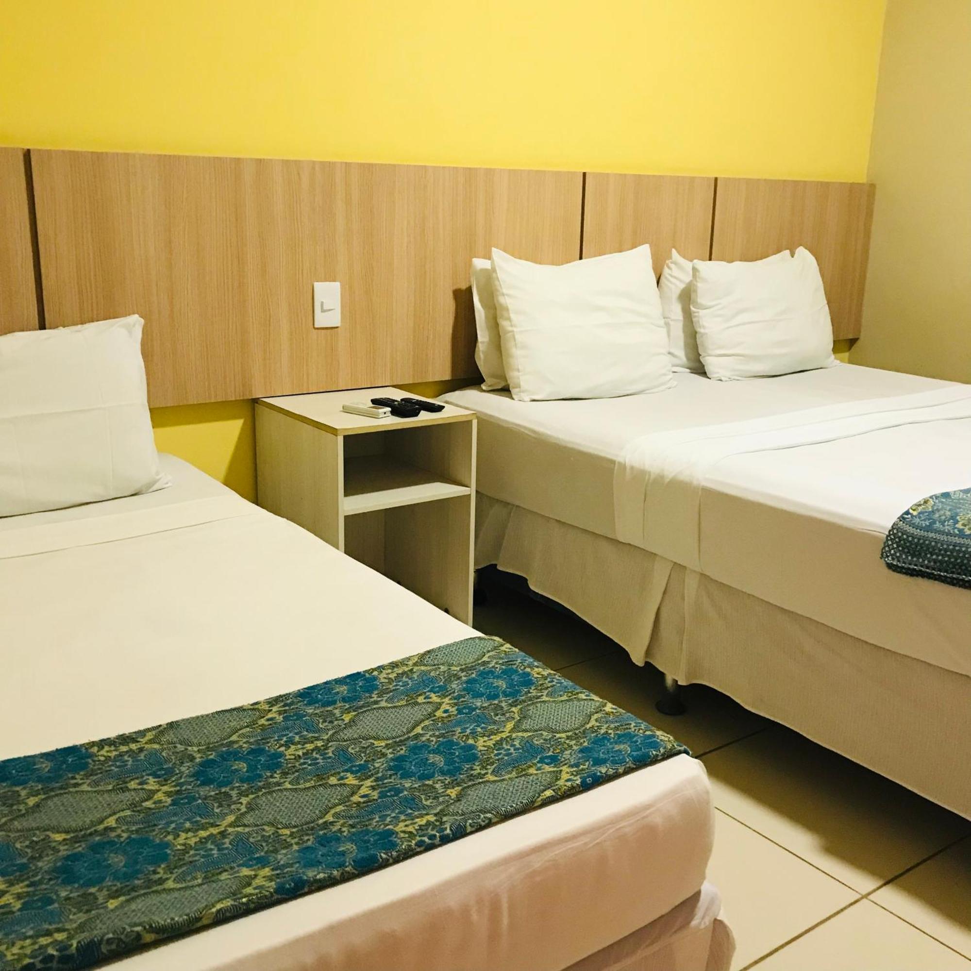 Hotel Pousada Latitude Canoa Quebrada Eksteriør billede