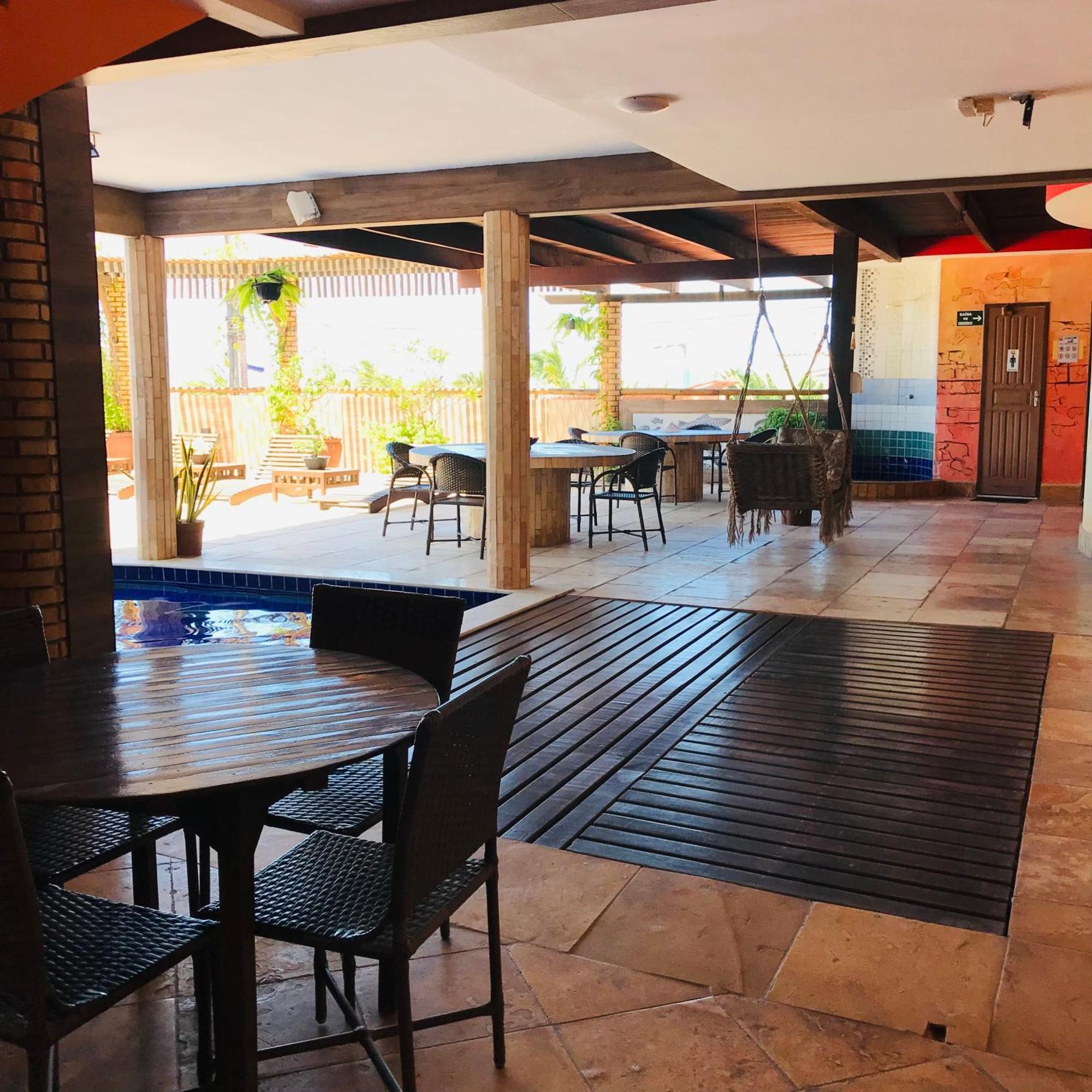 Hotel Pousada Latitude Canoa Quebrada Eksteriør billede